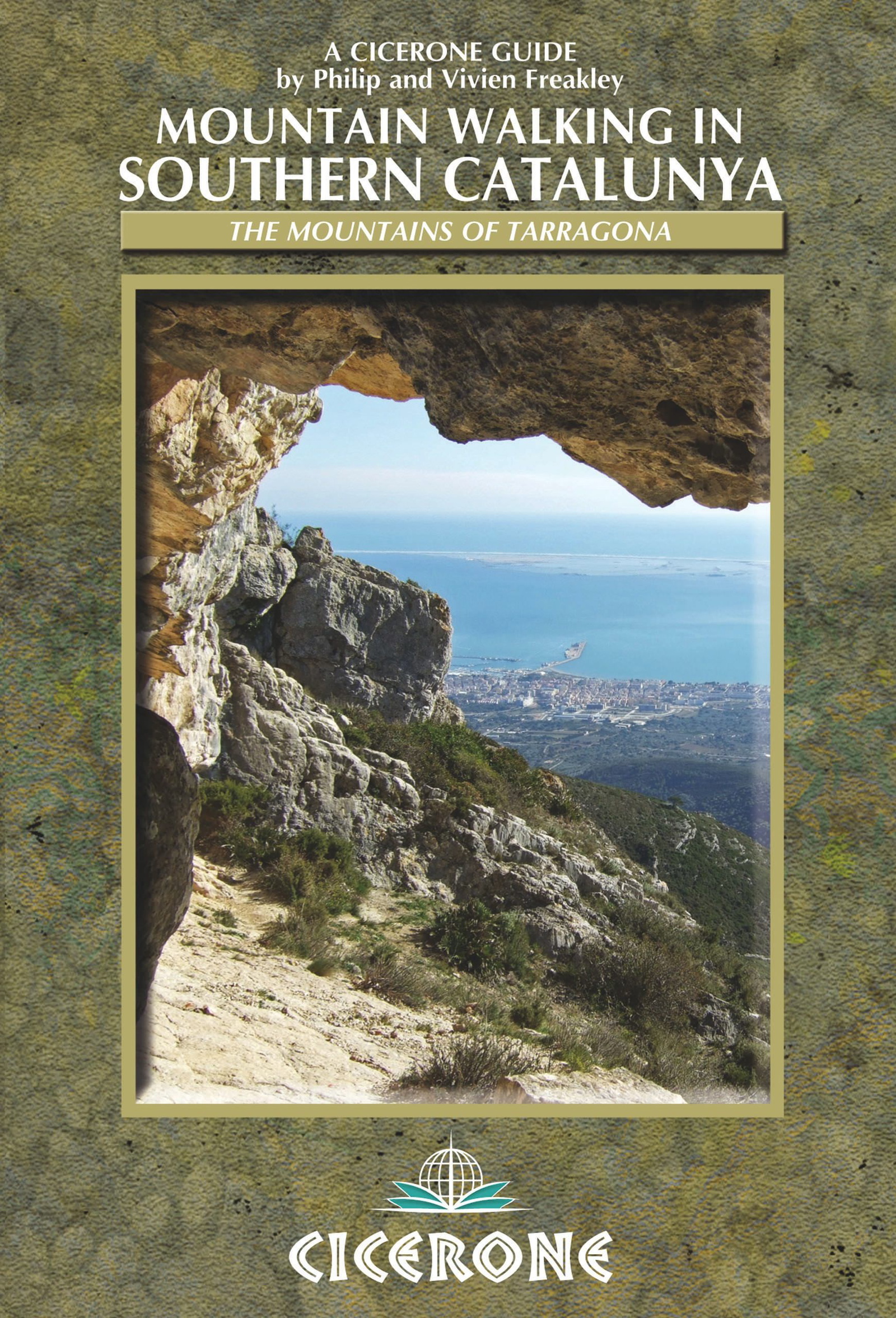Mountain Walking in Southern Catalunya - Front Cover