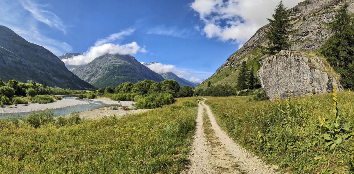The GR5 Trail - Through the French Alps - Route Photos
