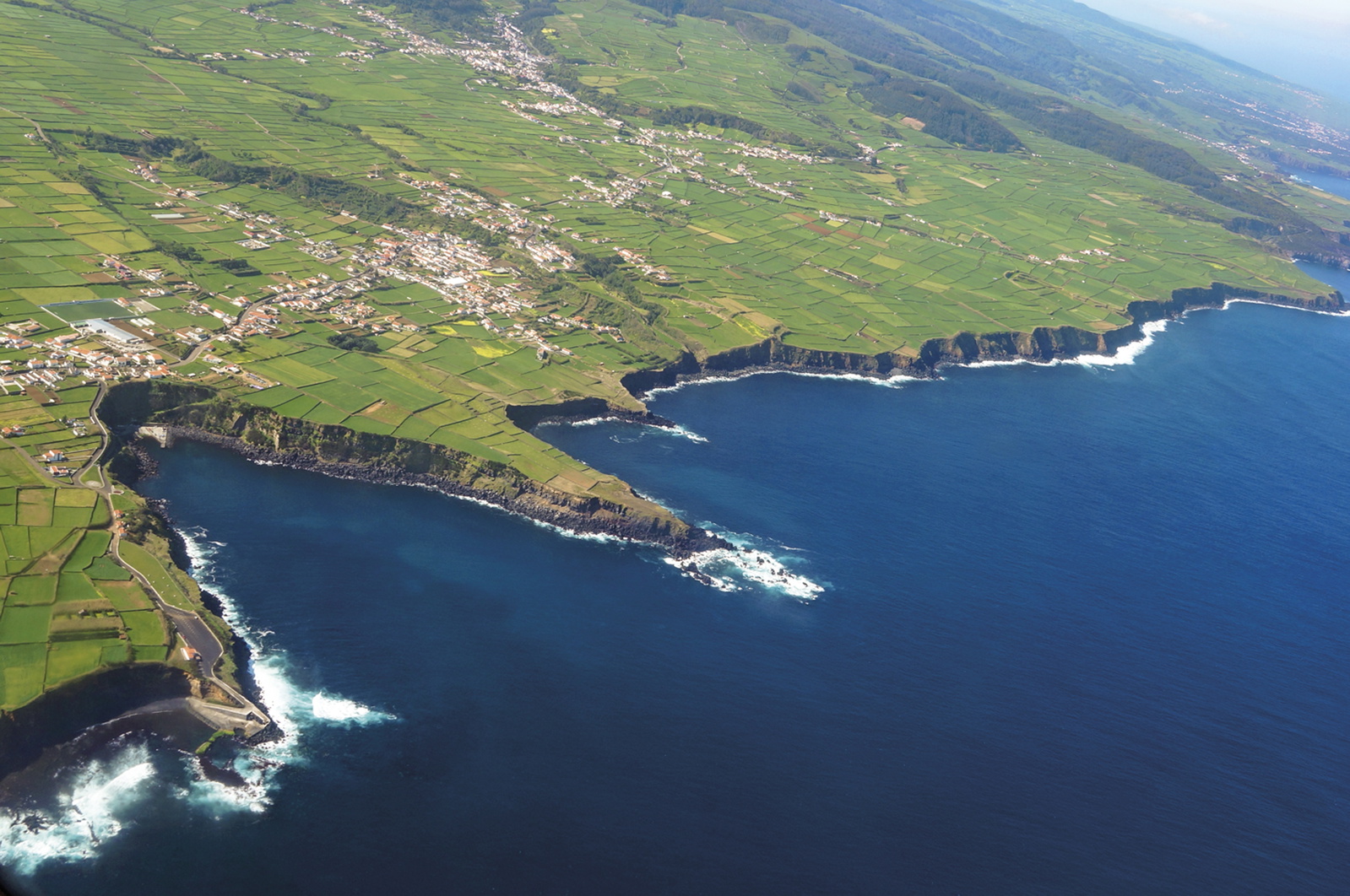 Azores walking guidebook - 70 routes on all nine… | Cicerone Press