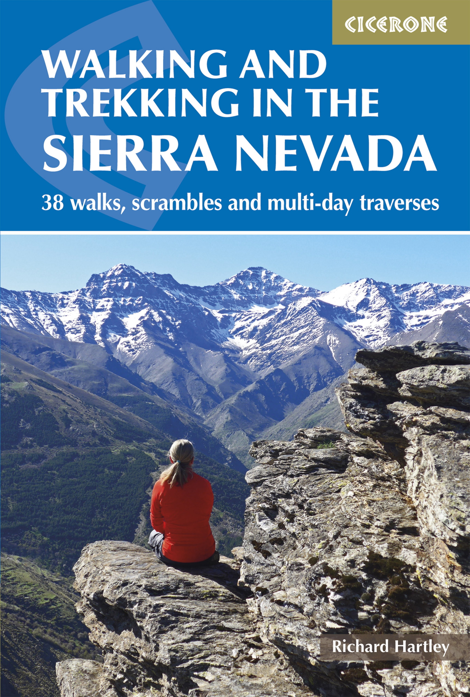 Walking and Trekking in the Sierra Nevada - Front Cover