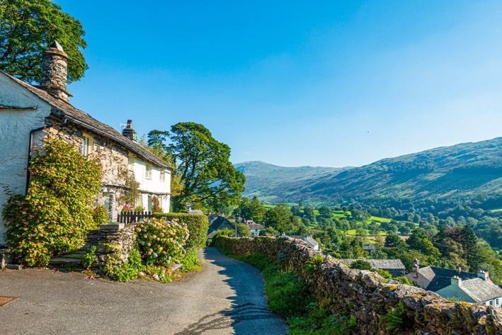 The Troutbeck valley from the start of Robin Lane