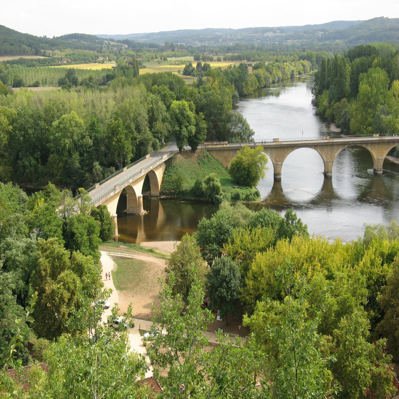 9  The Confluence Of The Dordogne And Vezere Rivers