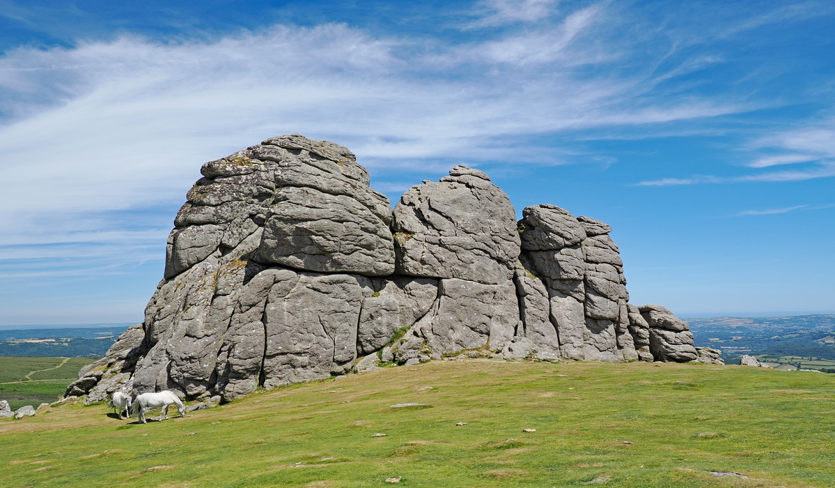 ​​​​​​​The impressive rock stack of Haytor Rocks