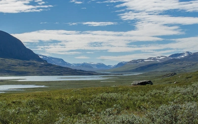 The Kungsleden Trail is renowned for its breathtaking Arctic landscapes