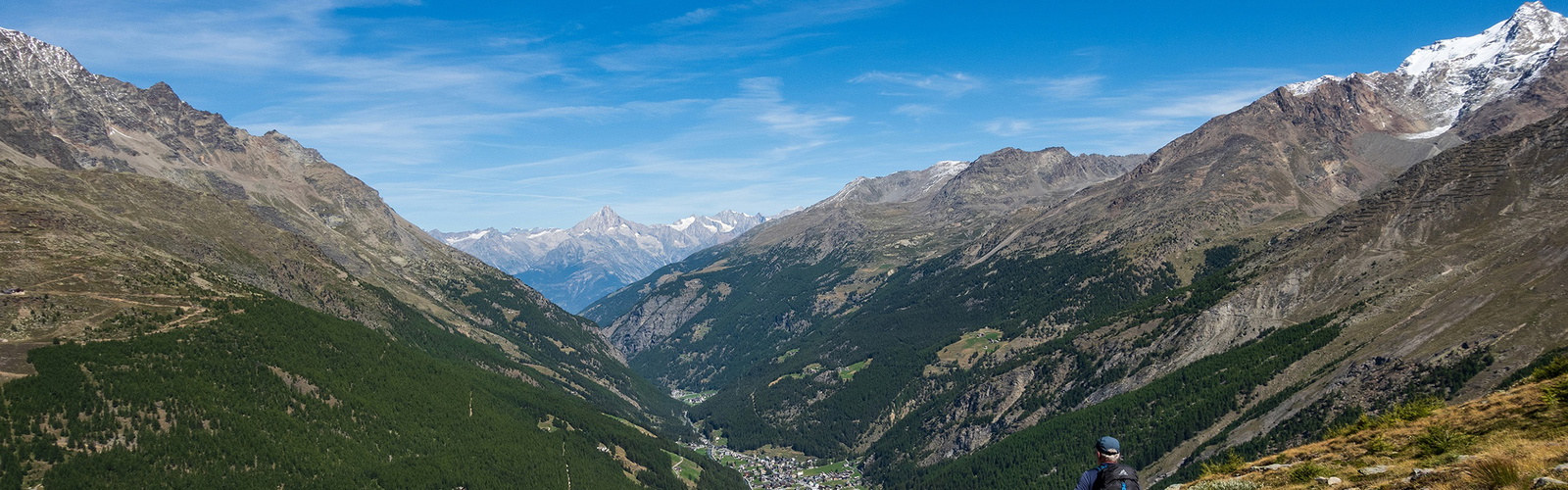 Saas-Fee and Saas-Grund on the descent from Plattjen
