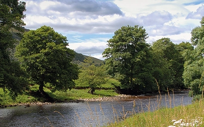 Beside the Wharfe between Burnsall and Grassington, The Dales Way