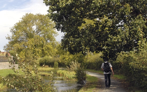 Canalside walking on the way to Welshpool, The Severn Way