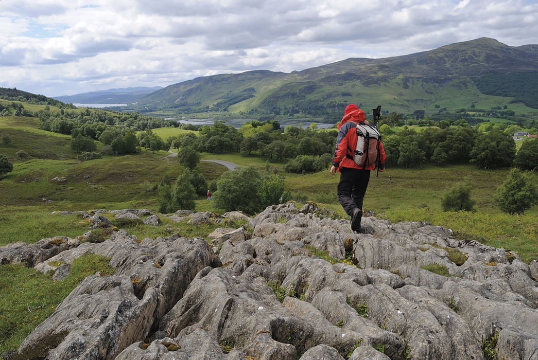 Limestone pavement to Loch Rannoch and Dunalastair Water Route 47