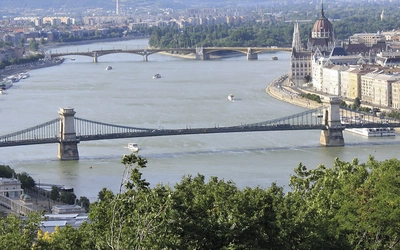 Cycling along the Danube