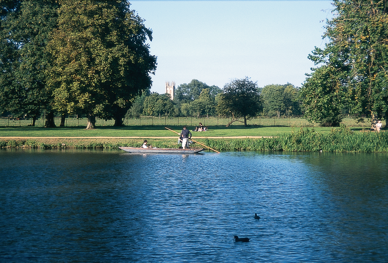 An intro to... The Thames Path